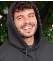 <em><strong>David Contreras</strong></em>